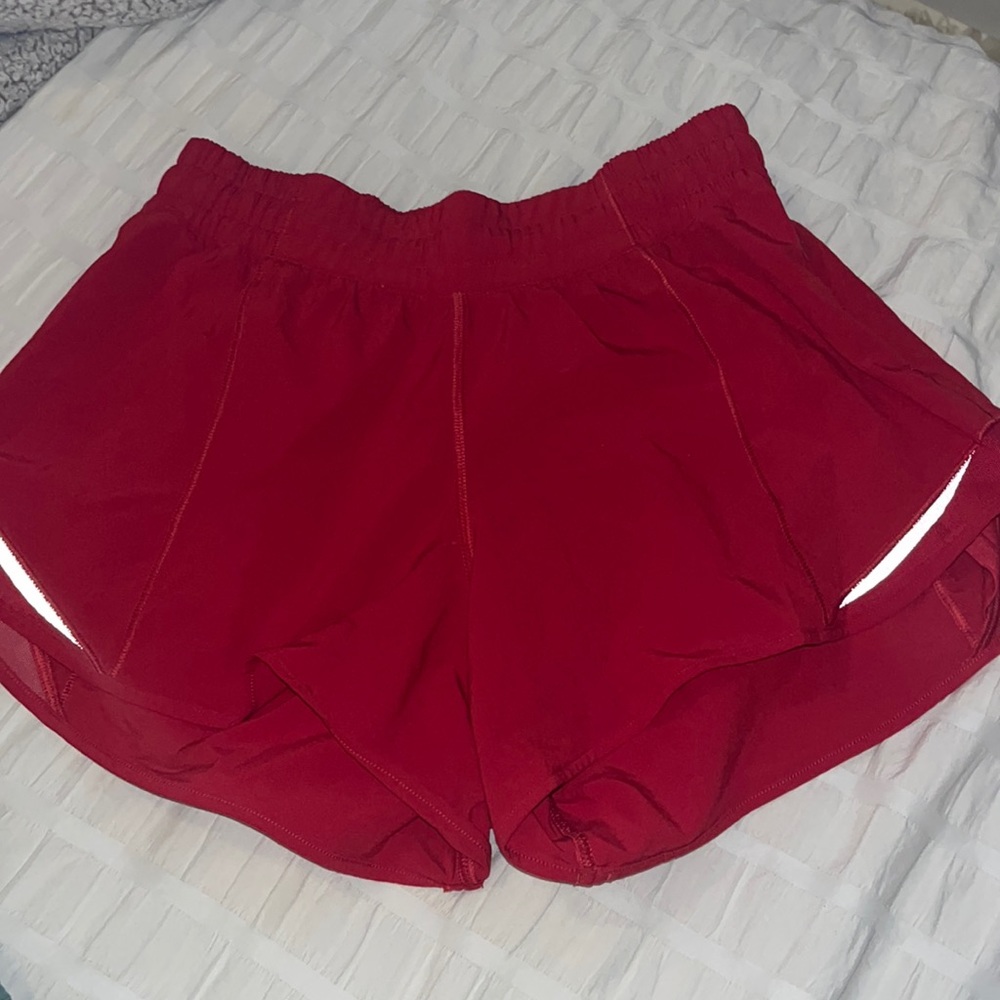 Lululemon Hottie Hot short